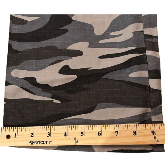 NEW Cabela's Women's Bayou Pants Timberwolf Urban Camo Cotton Ripstop Size 8/32 - Picture 7 of 13